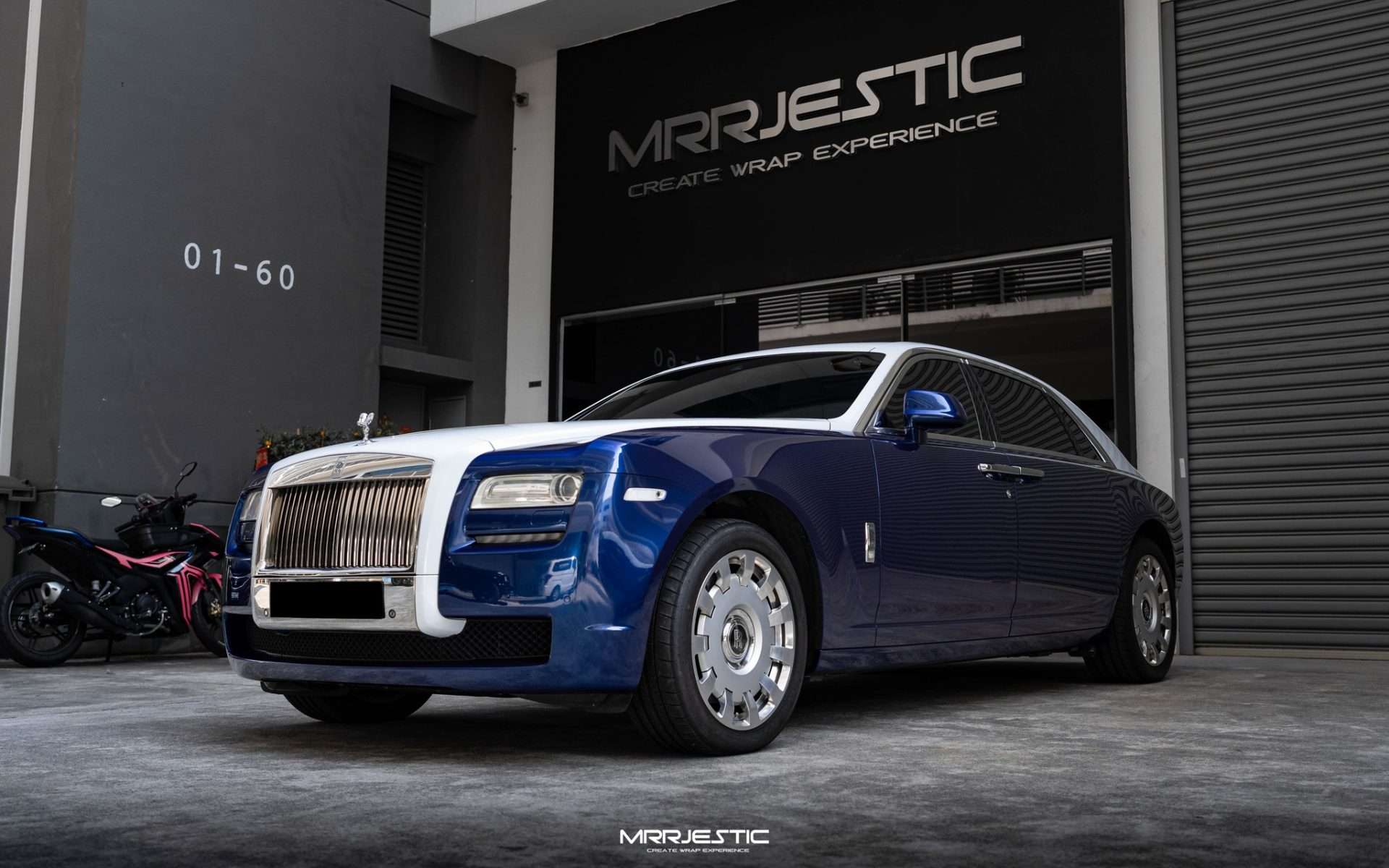 Rolls Royce Ghost – Gentian Blue — photo 6