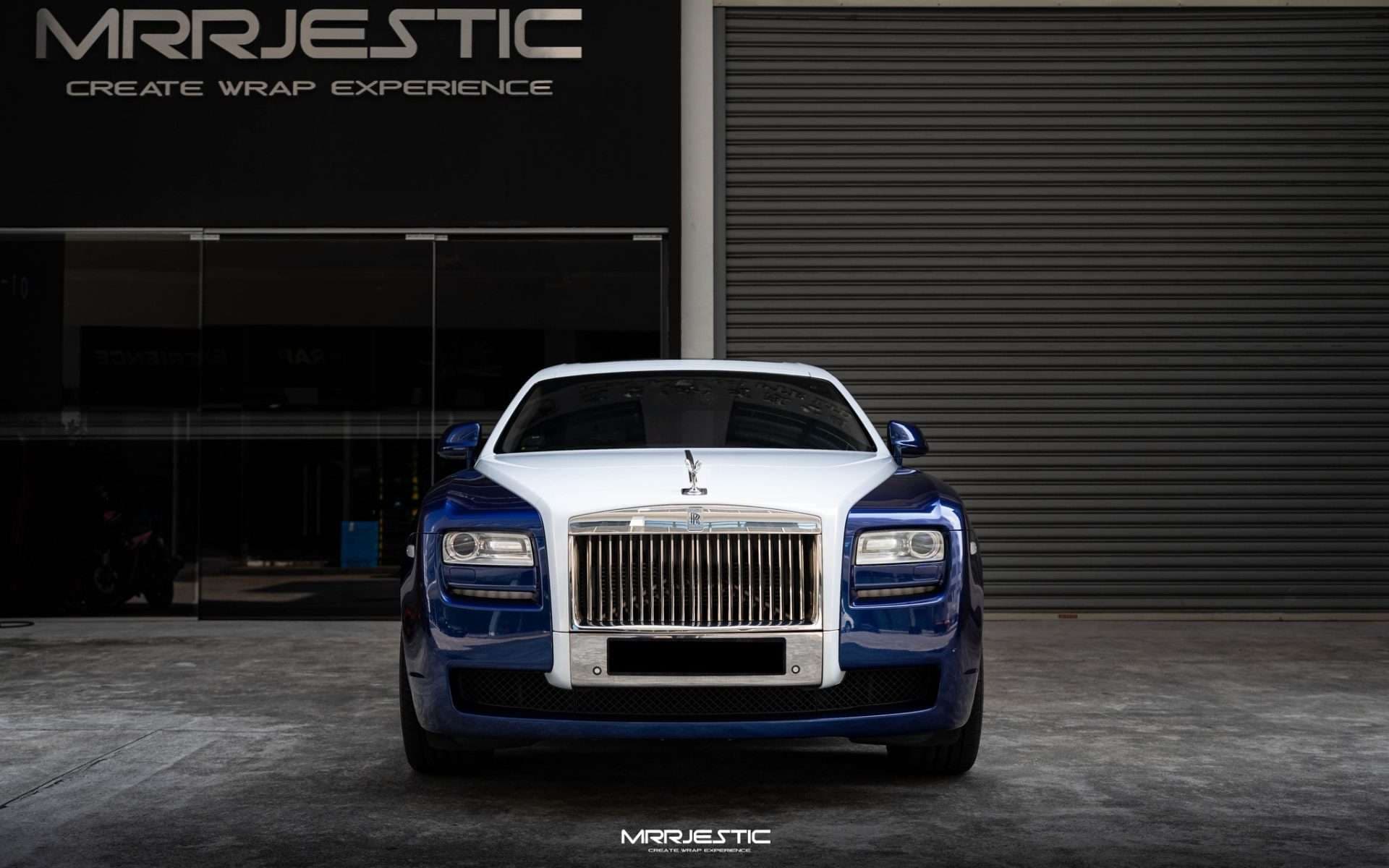 Rolls Royce Ghost – Gentian Blue — photo 9